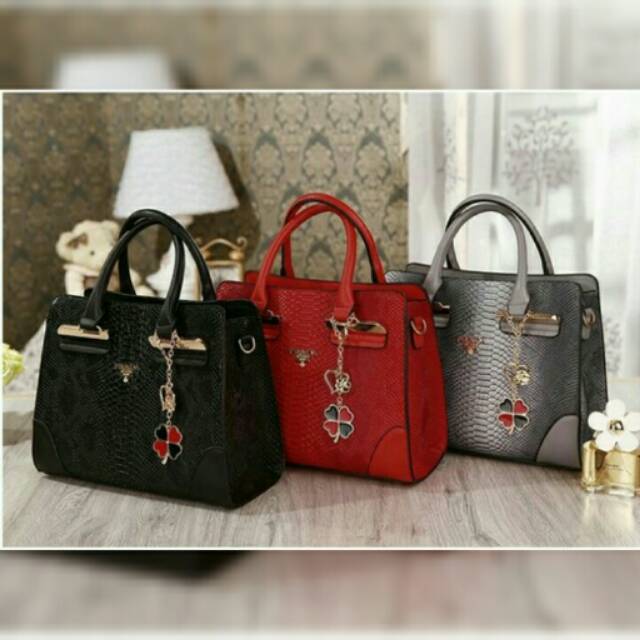 2316 tas import Tas fashion tas korea tas murah tas batam tas branded tas kw prada