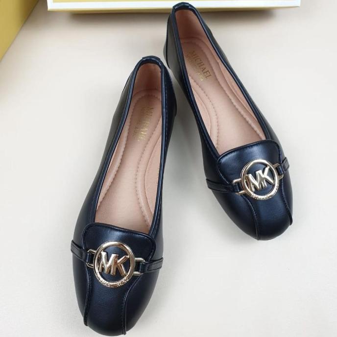 mk flatshoes lillie leather wanita