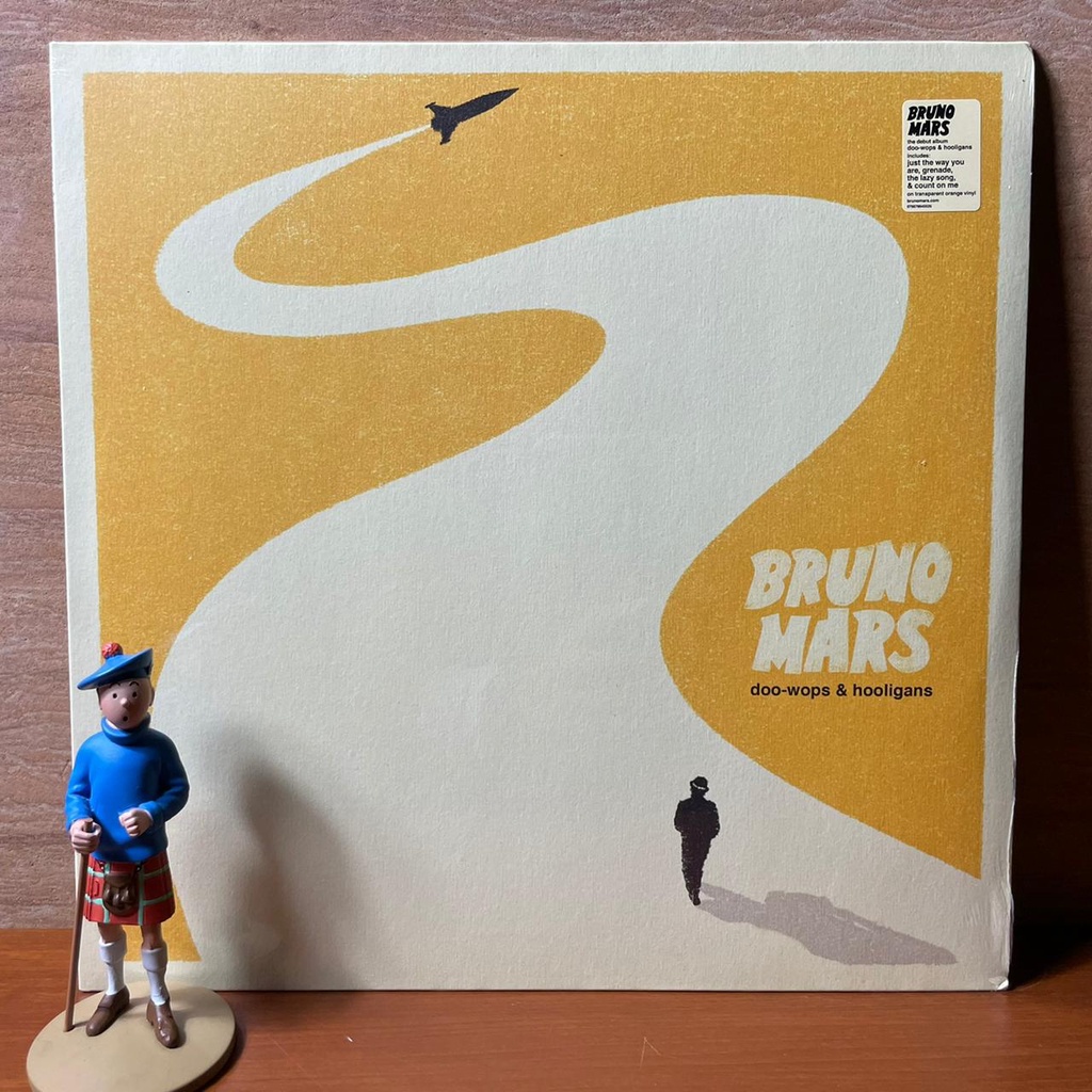PIRINGAN HITAM / VINYL Bruno Mars - Doo-Wops and Hooligans (ORANGE VINYL)