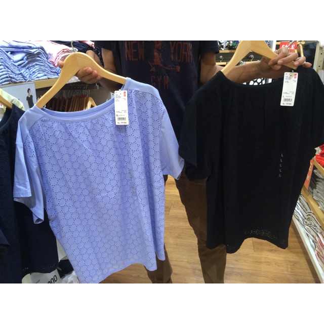 BLOUSE UNIQLO