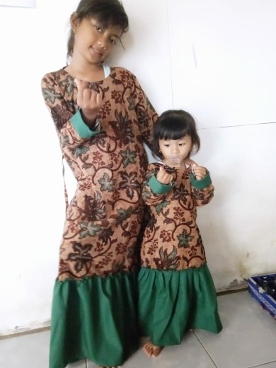 Maura Couple - Sania Ruffle Batik Couple Jumbo Ori Ndoro Jowi Dnt Garansi Termurah Shopee - Solo