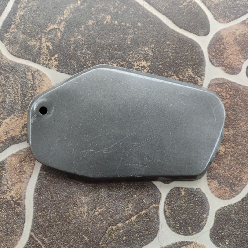 cover tepong tutup aki yamaha v75 abu