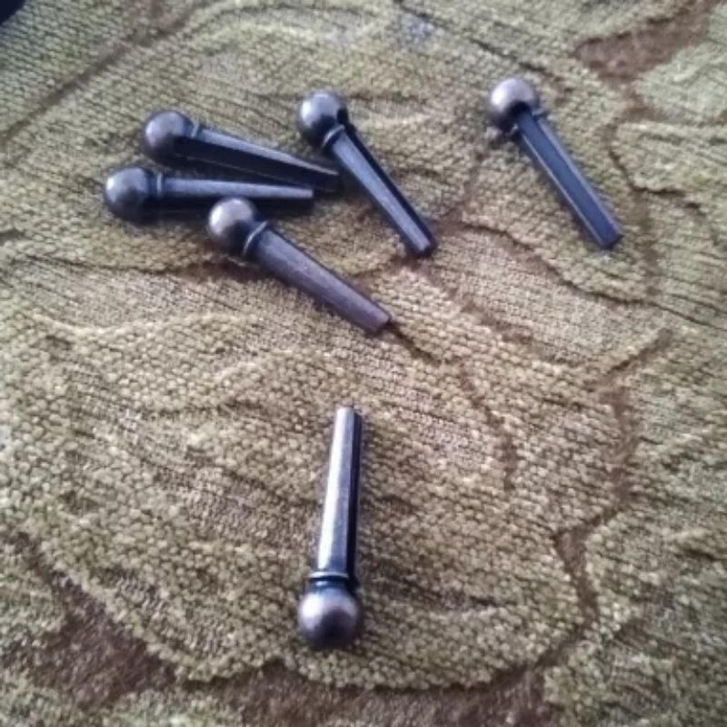 Bridge Pin Gitar bahan logam