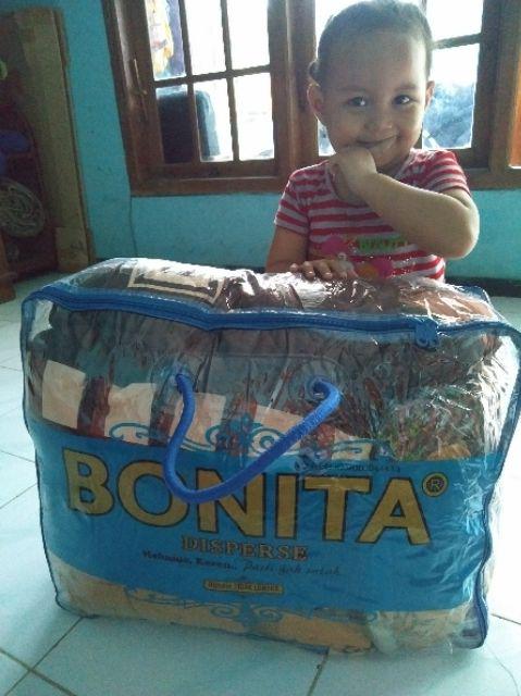 Bonita Bedcover Set 180x200 King Rumbai Minimalis ( Bed Cover ) Friamart