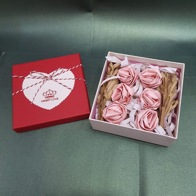 Kotak Kado Bunga Valentine / Love Box Flower / Hadiah anniversary / ulangtahun unik S1
