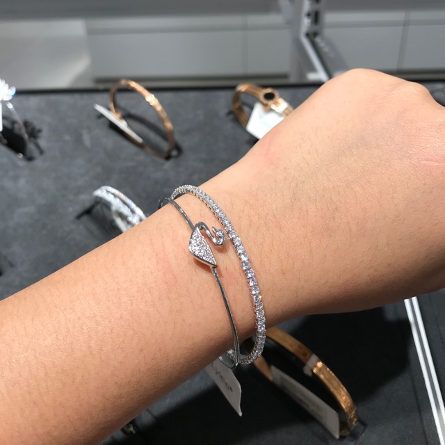 (JASTIP KKV) GELANG SWAN (HARGA SUDAH TERMASUK JASTIP)