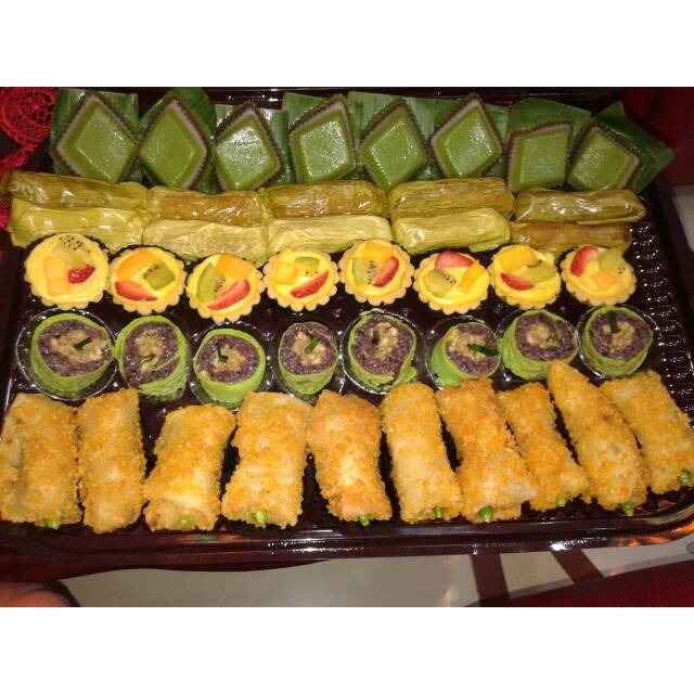 

Kue talam / kue basah isi 40 pcs