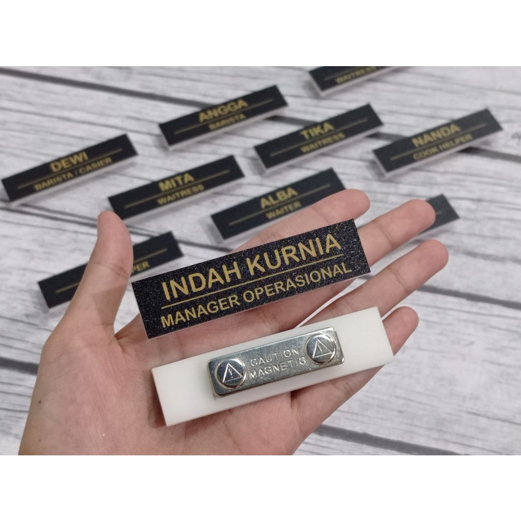 

Nama Dada Akrilik Magnet Custom / Name tag Magnet / Nama Dada Magnet / Papan Nama Dada Akrilik Magnet
