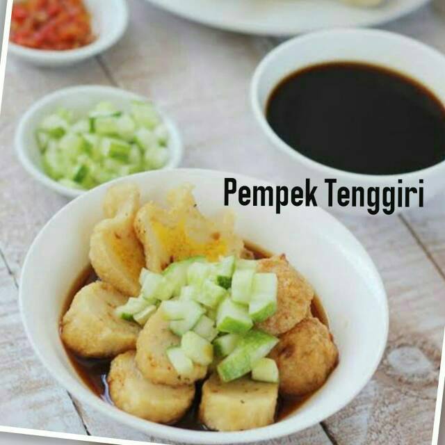 

PEMPEK ikan tenggiri isi 9 pcs