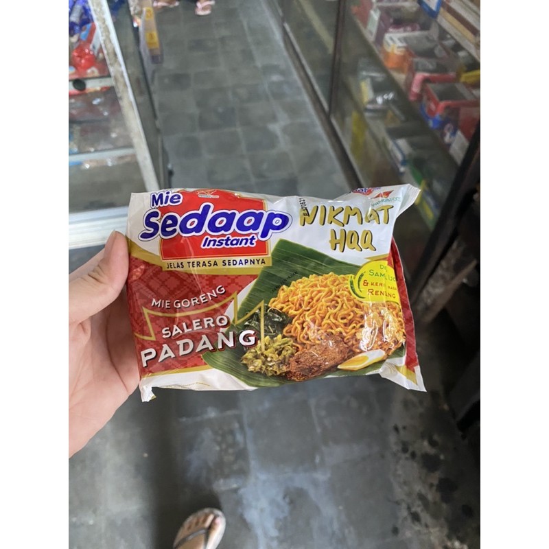 MIE SEDAAP SALERO PADANG