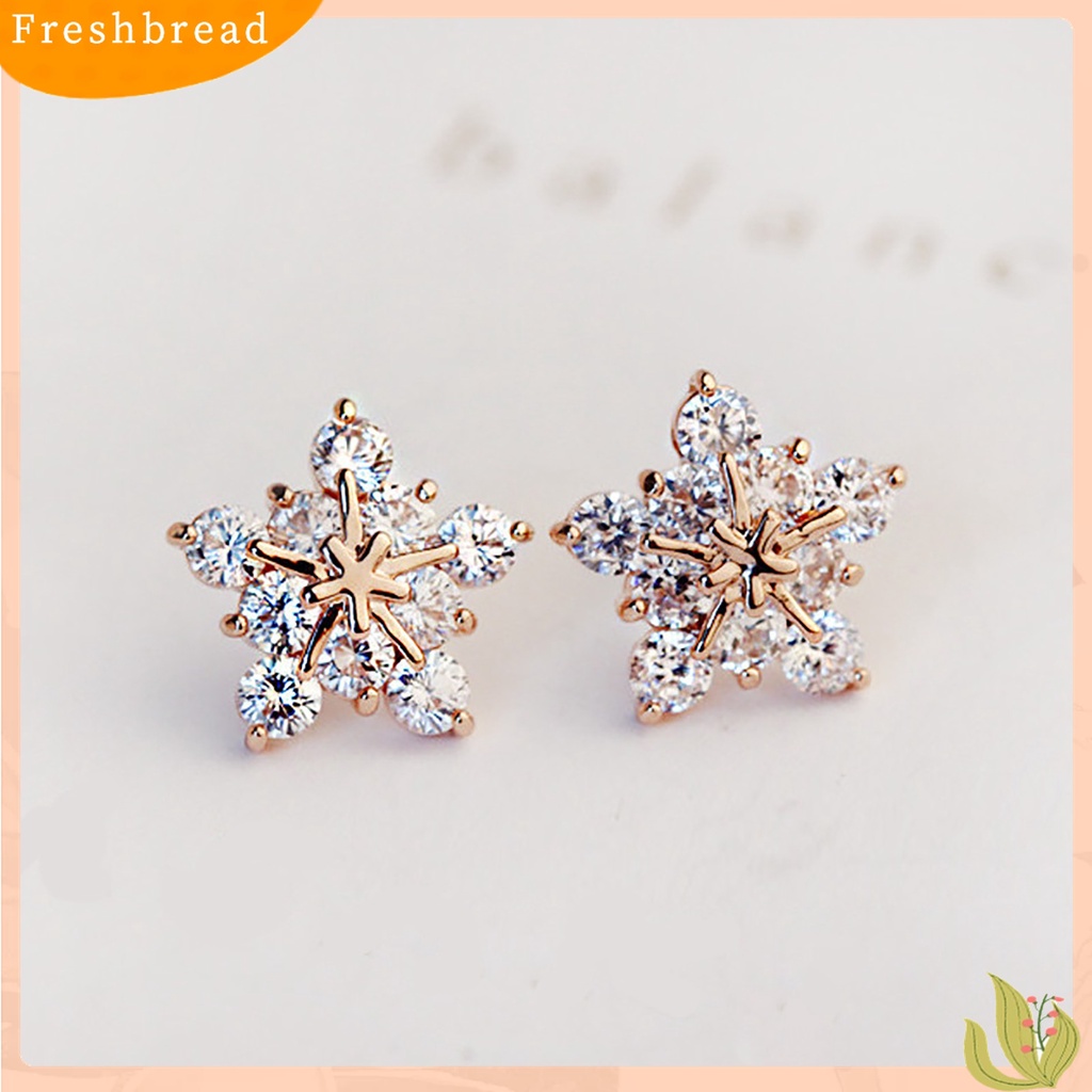 Terlaris Ear Studs Five-petal Flower Twinkling Alloy Earring Jewelry Accessory for Dating