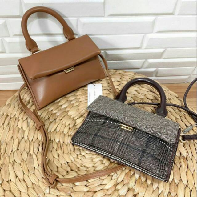 Charles&Keith Rectangular BeltBag Multifungtion