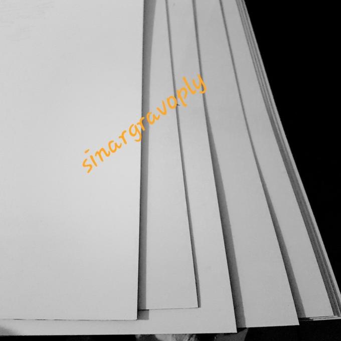 

ONSALE gravoply warna putih ukuran 120x60 tebal 1.5ml