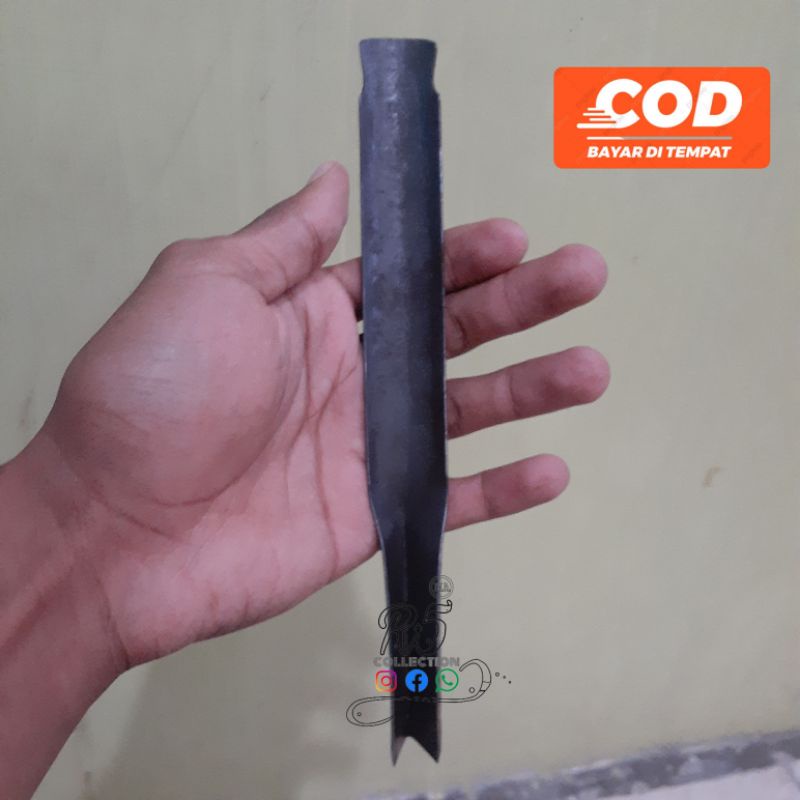 PAHAT / TATAH UKIR KAYU CORET V SEDANG & BESAR