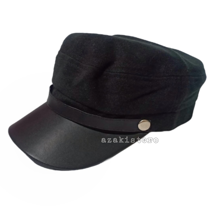 Topi Pelaut - Pet sutradara