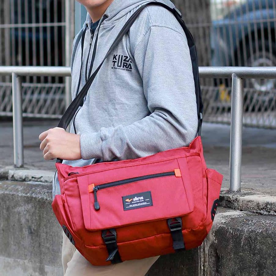 Tas Selempang Pria Sling bag Slempang Kerja Distro Besar Murah Promo Tas Bahu Cowok Ori hp kamera