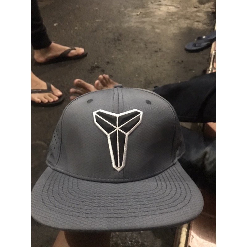 Topi Nike x Kobe Bryant