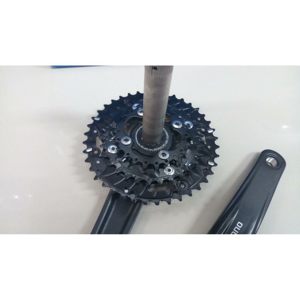 Crank Shimano MT500 40 30 22T tanpa bb