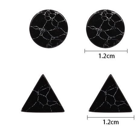 Anting Tusuk Gantung Bentuk Geometri Segitiga Motif Marmer Hitam Putih Untuk Wanita