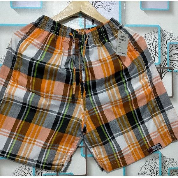 Celana Pendek Pria/Wanita Motif Kotak/Celana Pendek Wanita 6/2