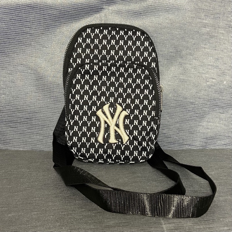 MLB NY MONOGRAM POCKET BAG / SHOULDER BAG / SLING BAG / TAS MLB