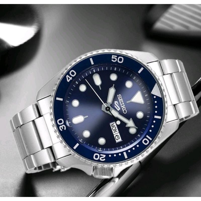 Jam Tangan Seiko Tanggal Hari Jam Stainliss Steel Pria Rantai Free Box &amp; Baterai