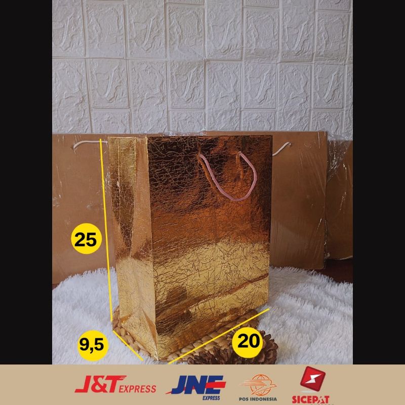 

PAPERBAG POLOS EMAS MURAH UK 20×9,5×25 TAS KADO TAS KERTAS PAPERPAG MURAH KANTONG KERTAS SAFIRA_COLLECTIONSBY