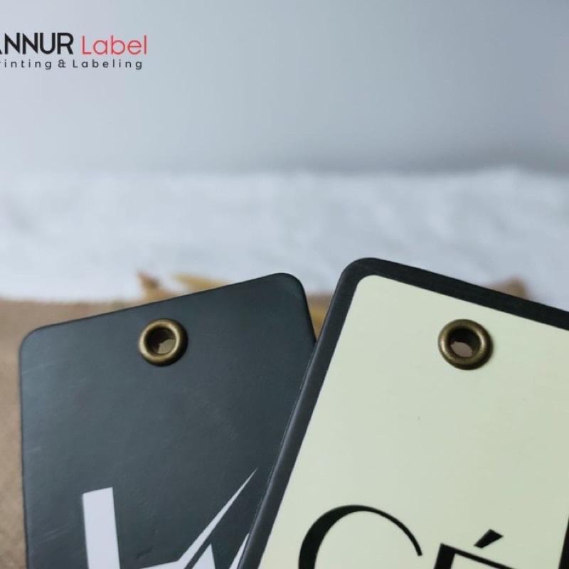 

hangtag/hang tag custom/hang tag/hangtag baju/hangtag tebal/hangtag + mata itik