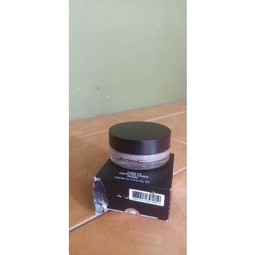 MAC studio fix perfecting powder