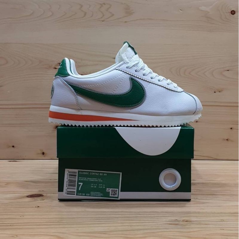 NIKE Cortez Hawkins Stranger Things