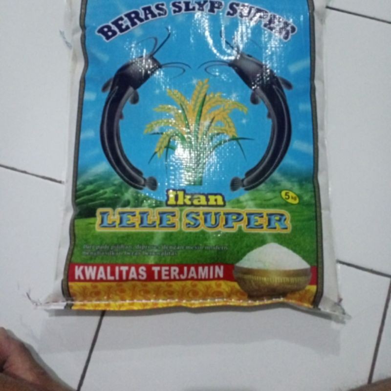 

Beras Slyp Super Cap Ikan Lele (5kg)