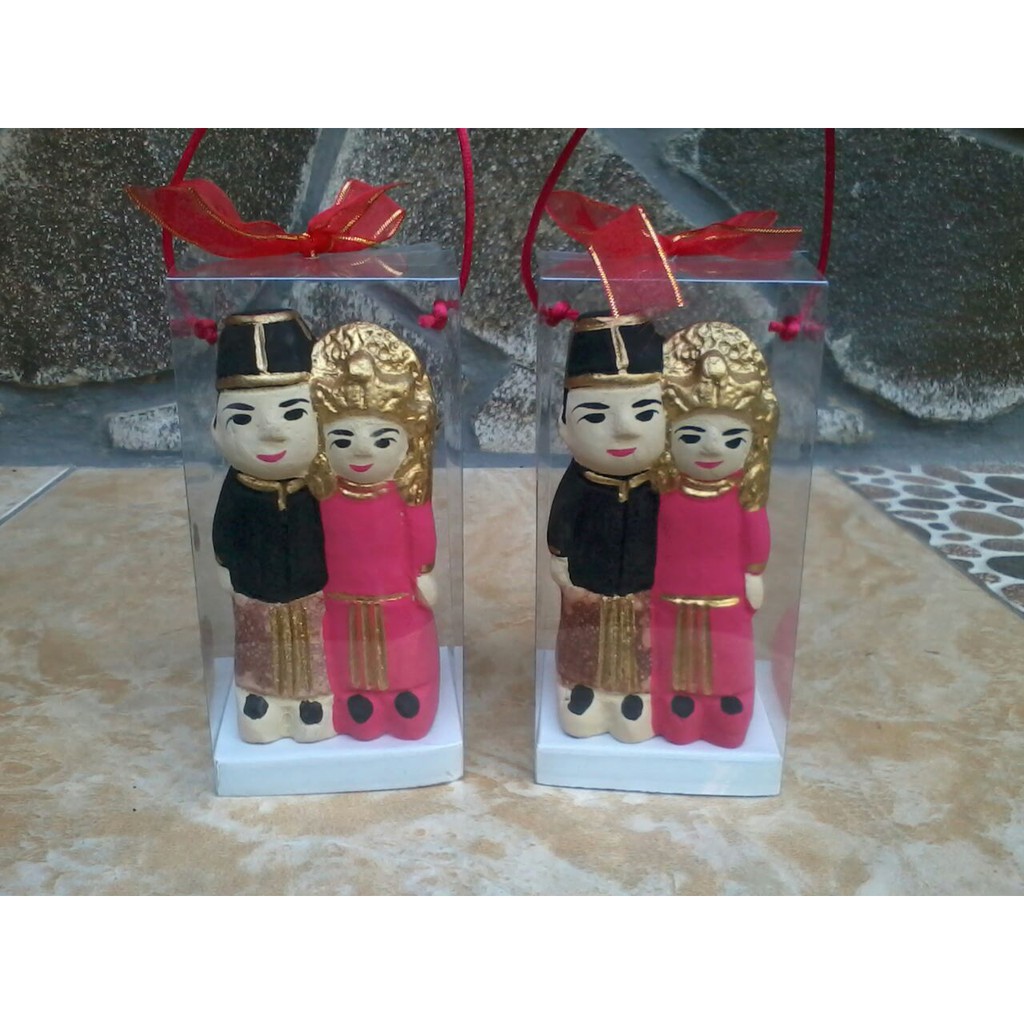 

Souvenir Colokan Pensil Custom Adat Profesi Nama Kemas Plastik Pernikahan Wedding Murah Unik