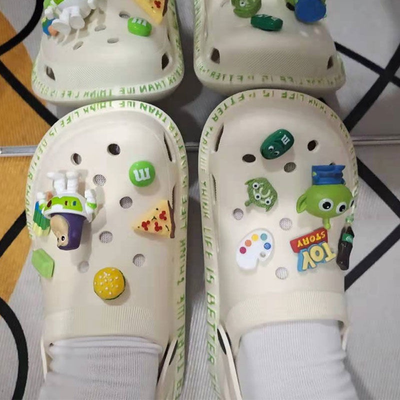 12 Pcs Kancing Sepatu Desain Kartun Toy Story croc / jibz / Button croc / Charm / Buzz Lightyear