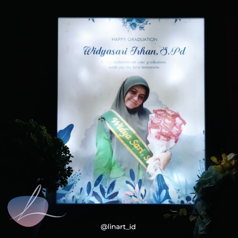 LIGHT FRAME| pigura 3d akrilik kado wedding, wisuda, unik lampu led
