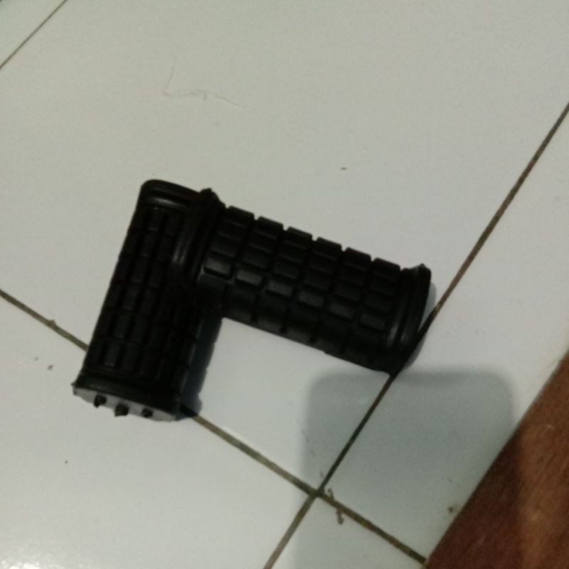 karet step depan satria karet step depan satria 2tak karet step depan satria karet kop step fu cod