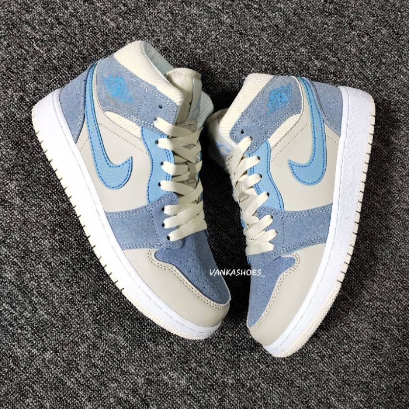 SEPATU CEWE BAGUS - NIKE AIR JORDAN 1 MID SE CALESTINE BLUE