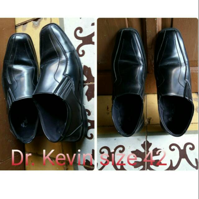 Sepatu fantopel pantopel Dr. Kevin murah