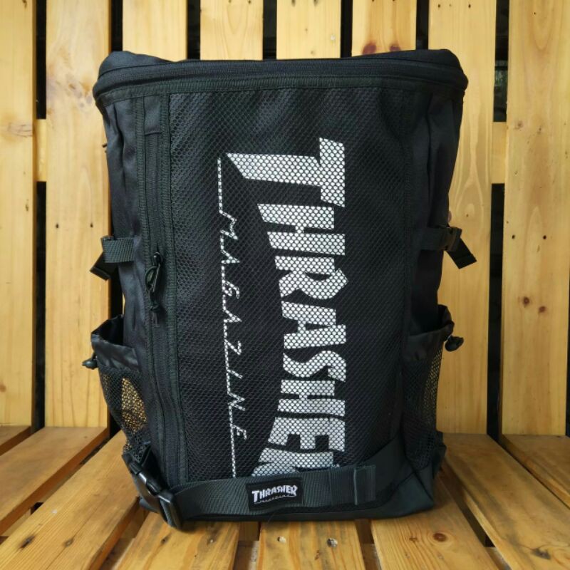 Travelbag skatebag thrasher x huf worldwide