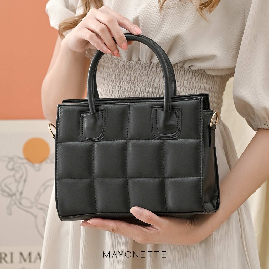 Mayonette Monela Hand Bag - Tas Slempang Wanita Tas Batam Fashion Branded Terbaru 2023