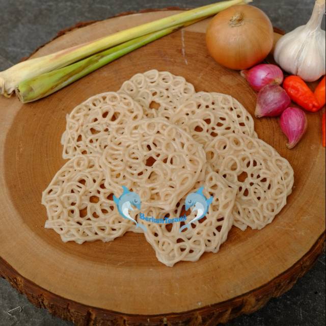 

kerupuk Putih Besar 500 Gr / Kerupuk Kaleng / Kerupuk Keriting / Kerupuk Warung