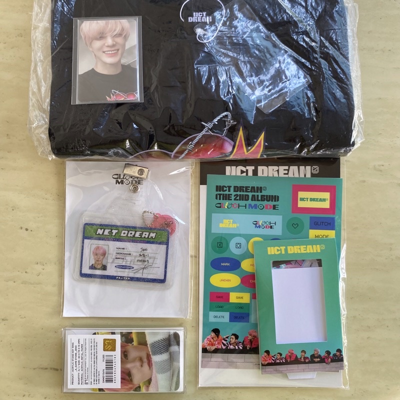 JENO MD Pop up store Glitch Mode NCT Dream tshirt miniframe card holder cahol acrylic keyring game s