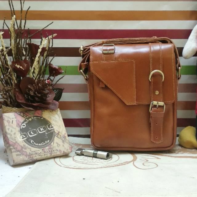 Tas Kulit Pria Tas Selempang Kerja Tas Garutan