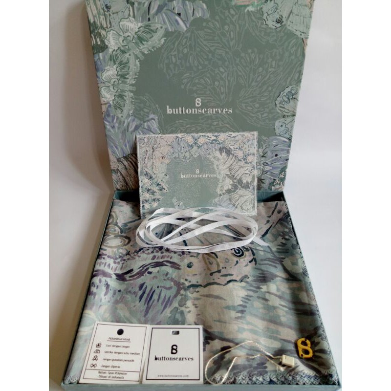 buttonscarves farsha aqua