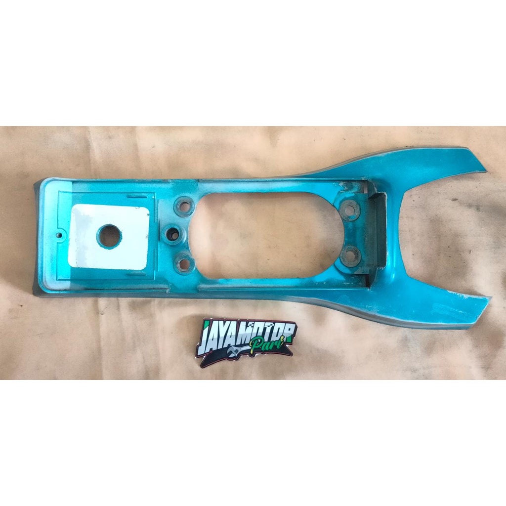 COVER PANEL DADA TAMENG DASI DEPAN YAMAHA V75 V 75 BIRU ORIGINAL SECOND