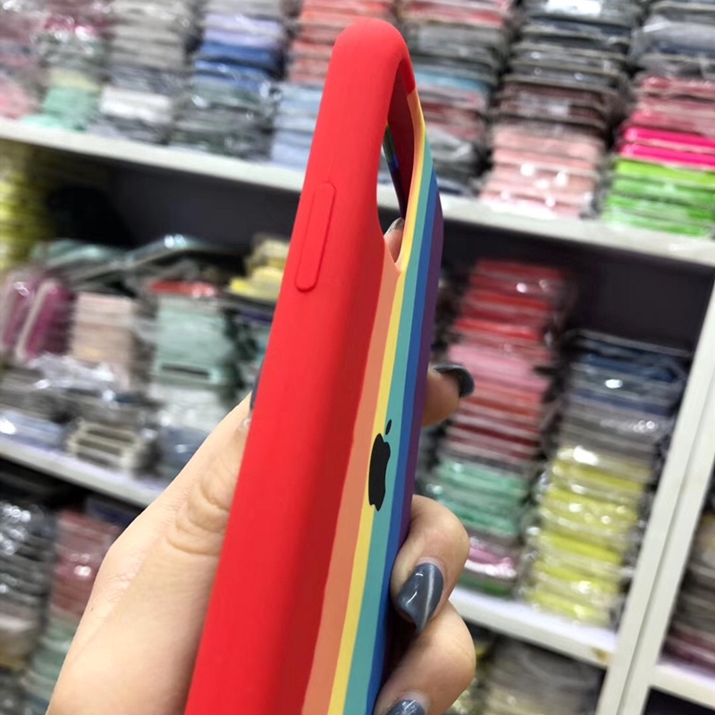 New Style IPhone 12 SE2 2020 Rainbow silicone protective cover is not easy to get dirty and can be cleaned