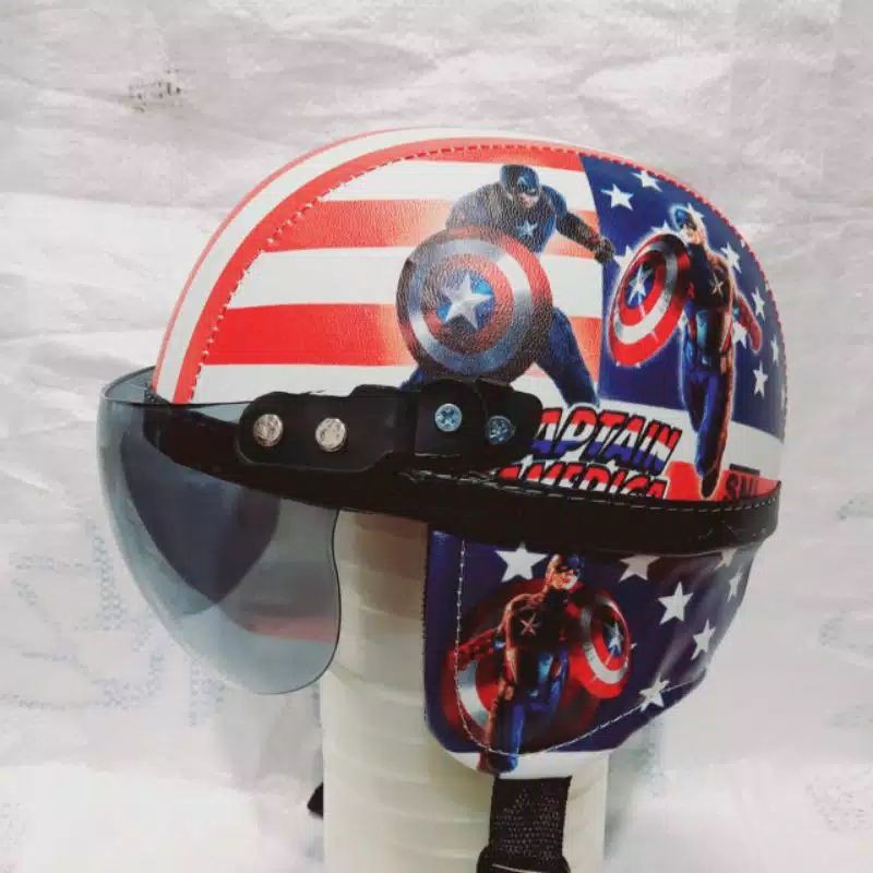 HELM ANAK LAKI LAKI
