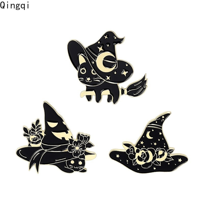 Bros Pin Enamel Desain Kucing Penyihir Warna Hitam Gaya Gothic Untuk Kerah Pakaian