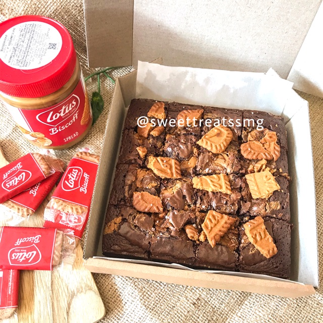 

Speculoos Brownie✨ Brownie dengan selai lotus biscoff