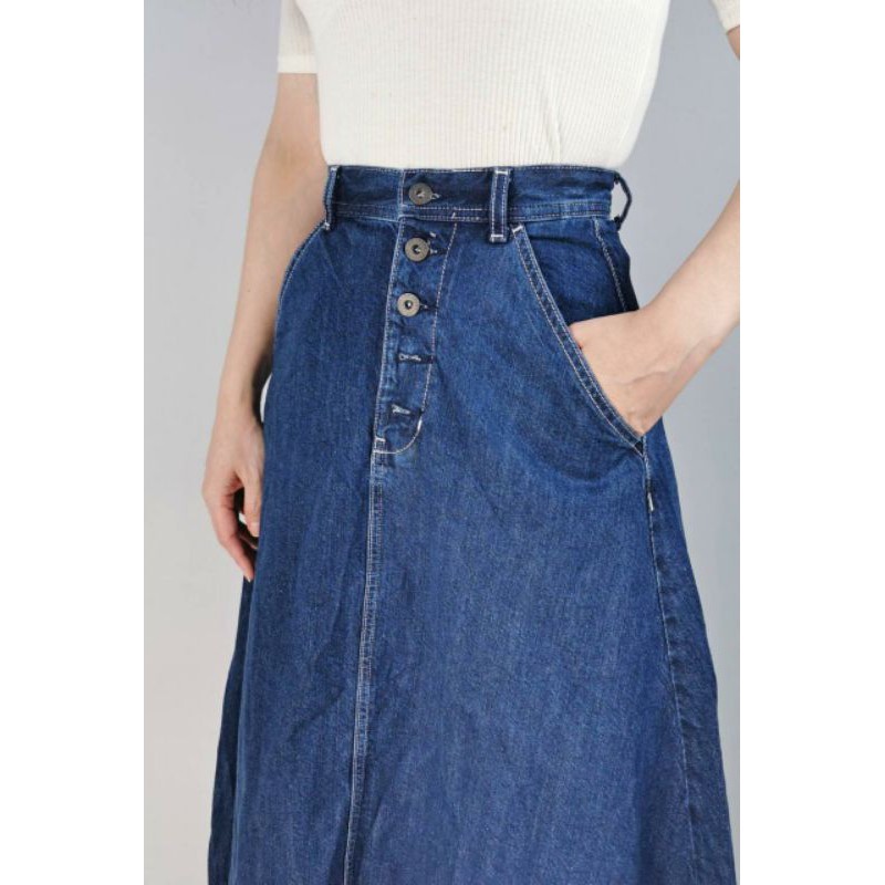 Uniqlo light&amp;dark blue SWING denim skirt