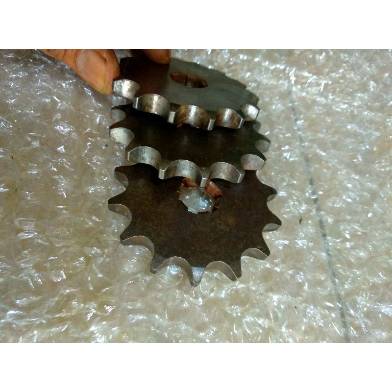 GEAR GIR DEPAN SUJUKI SATRIA 2 TK RC BRAVO 428-14